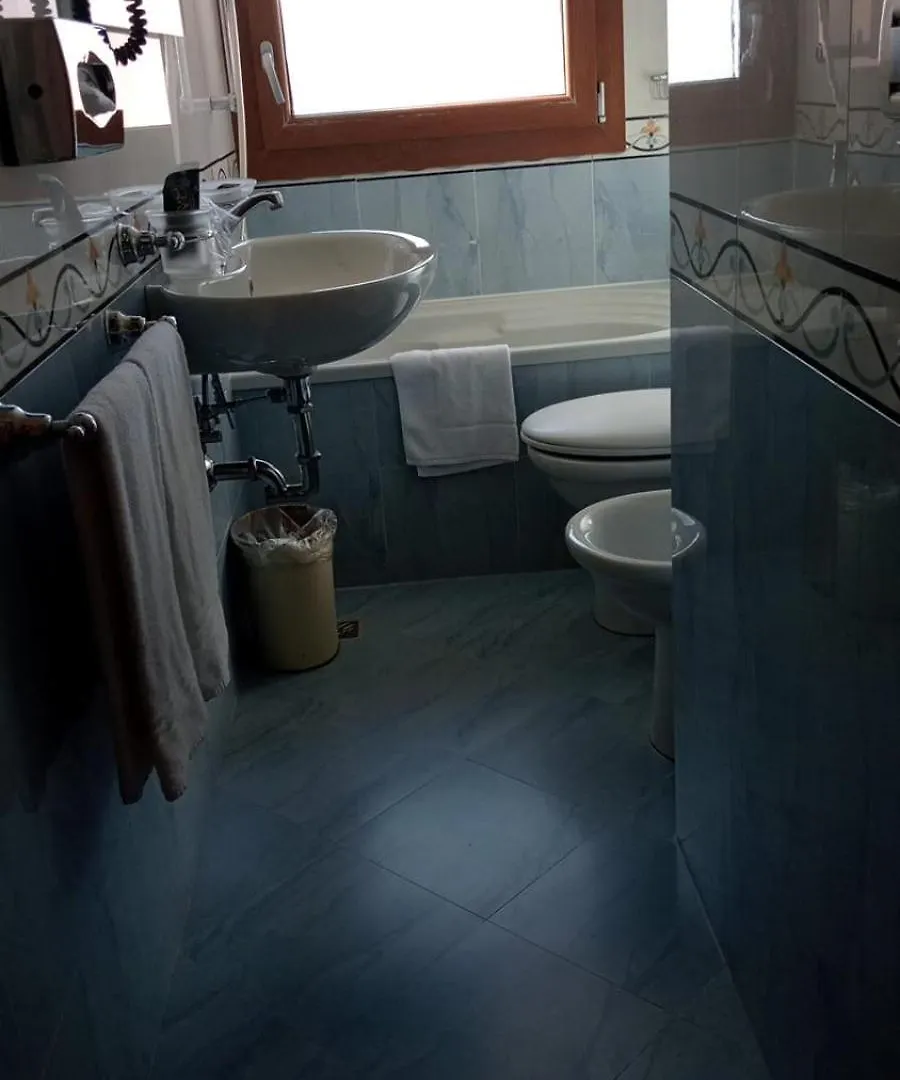 Alloggi Arlecchino Venice Guest house