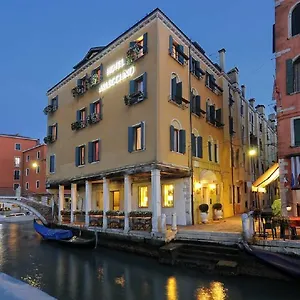 Arlecchino Venecia